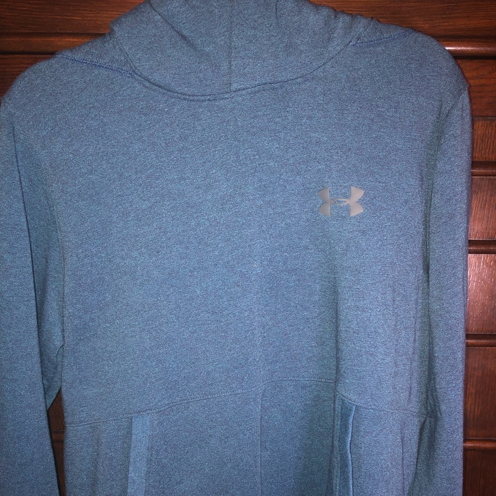 Under armour hoodie size large worn once
